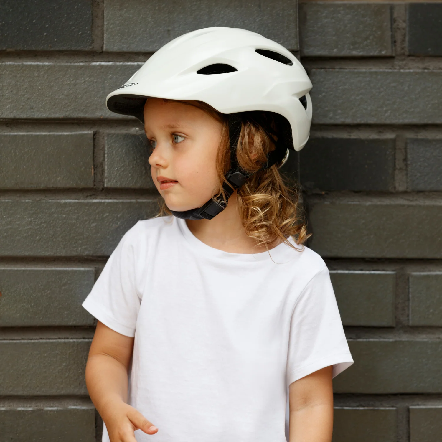Bentley Kids Helmet - Image 31