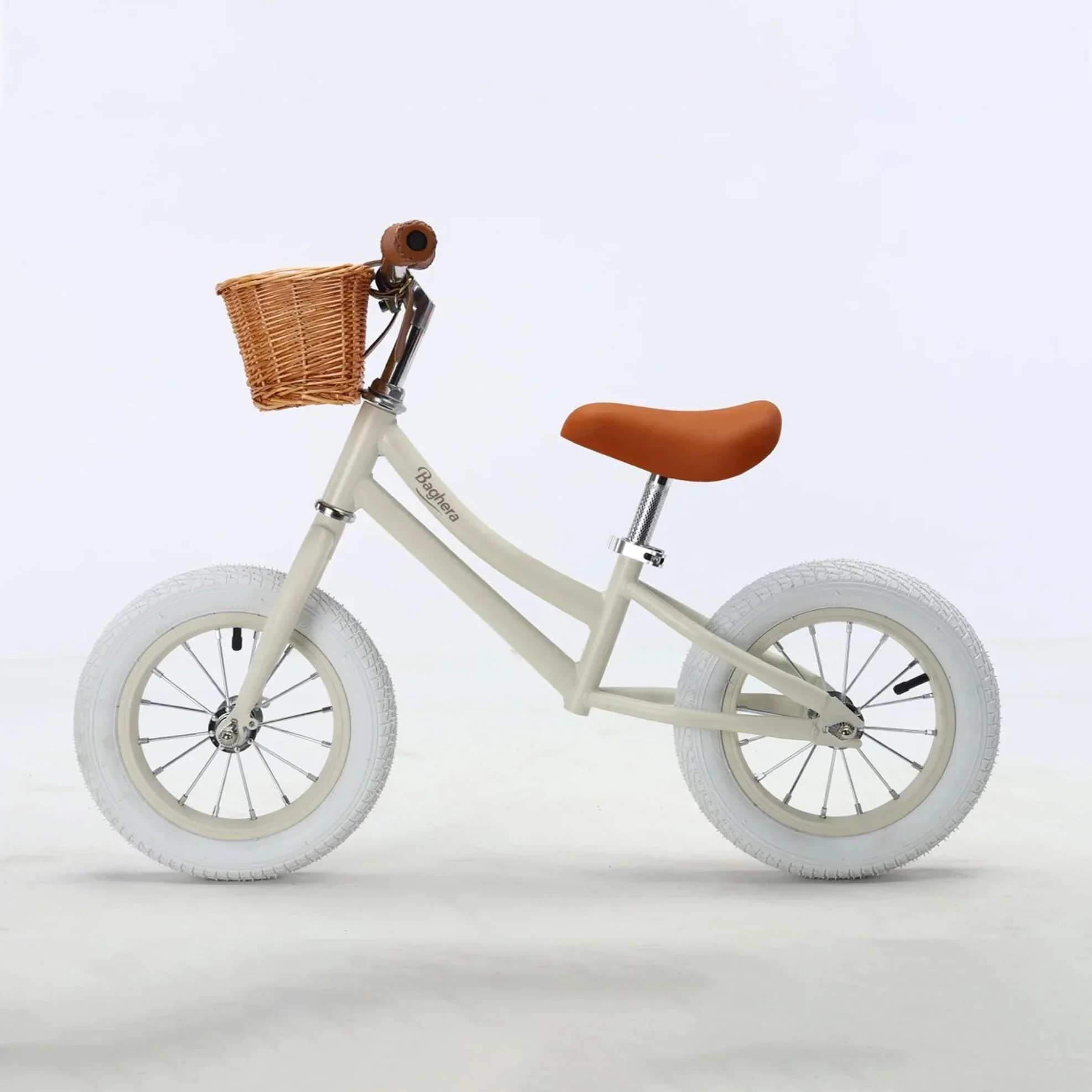 Bicycle BALANCE BIKE Ivory White + Helmet - Image 3